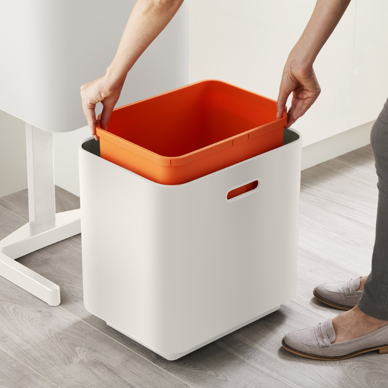 Abfalltrennungs- und Recyclingbehälter TOTEM MAX 30061 60 l, beige, Joseph Joseph