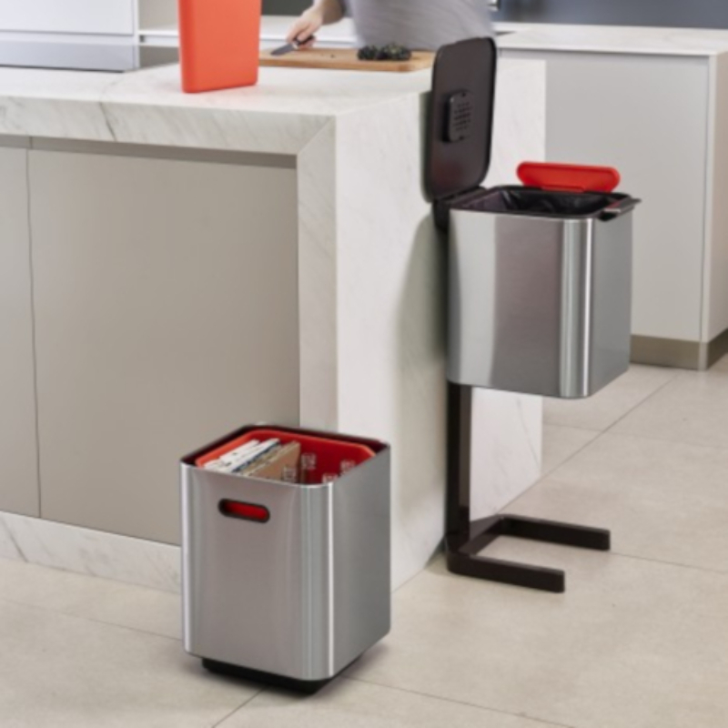 Abfalltrennungs- und Recyclingbehälter TOTEM COMPACT 30064 40 l, beige, Joseph Joseph