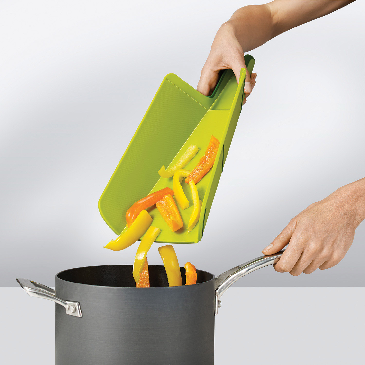 Schneidebrett CHOP2POT S 38 x 21 cm, faltbar, rot, Joseph Joseph