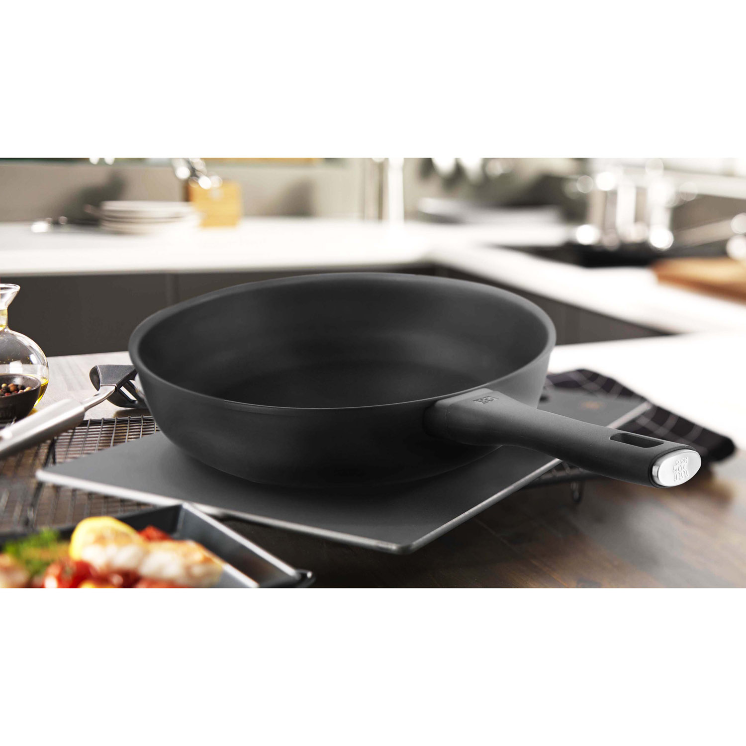 Antihaftpfanne MADURA PLUS 24 cm, Zwilling