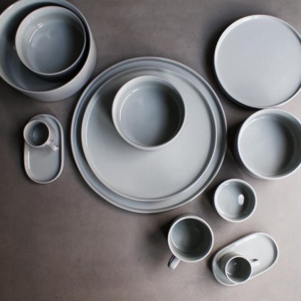 Dineerbord PILAR 27 cm, grijs, Blomus