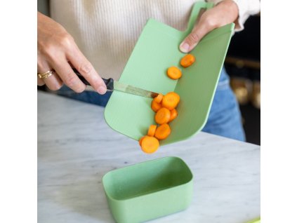 Snijplank SNAP 33 x 16,5 cm, opvouwbaar, bladgroen, kunststof, Koziol