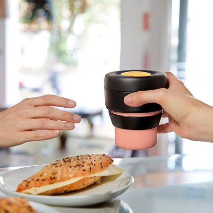 Reisbeker MUG TO GO, 350 ml, koraal, Lékué