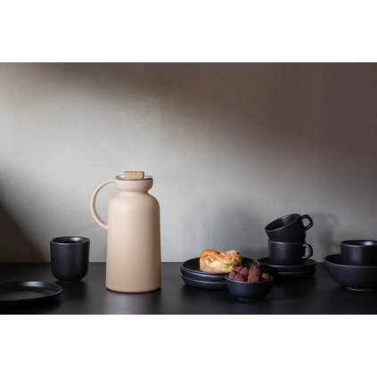 Thermoskan SILHOUETTE, 1 l, zachtbeige, Eva Solo