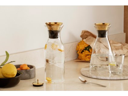 Waterkaraf 1 l, messing deksel, glas, Eva Solo