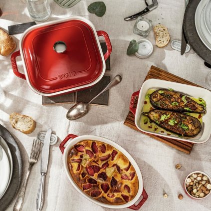 Ovenschaal 23 cm, rood, keramiek, Staub