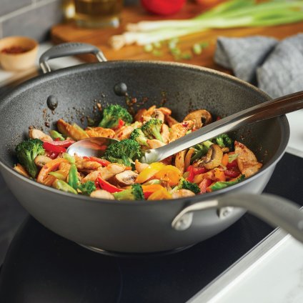 Wok SCRATCHDEFENSE A1 34 cm, aluminum, Circulon