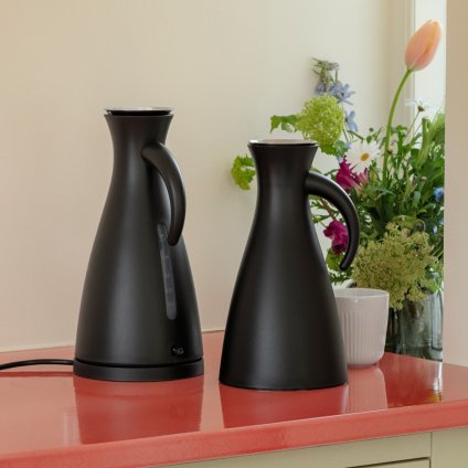 Waterkoker 1,5 l, mat zwart, Eva Solo