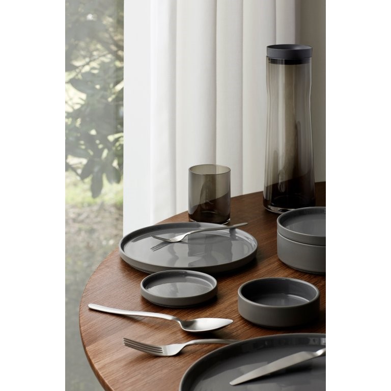 Dineerbord PILAR, donkergrijs, Blomus