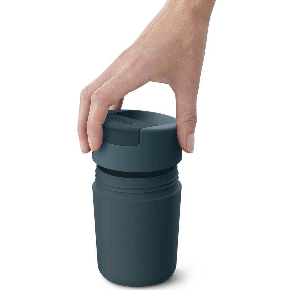 Reisbeker SIPP 81122 340 ml, lekvrij, blauw, Joseph Joseph