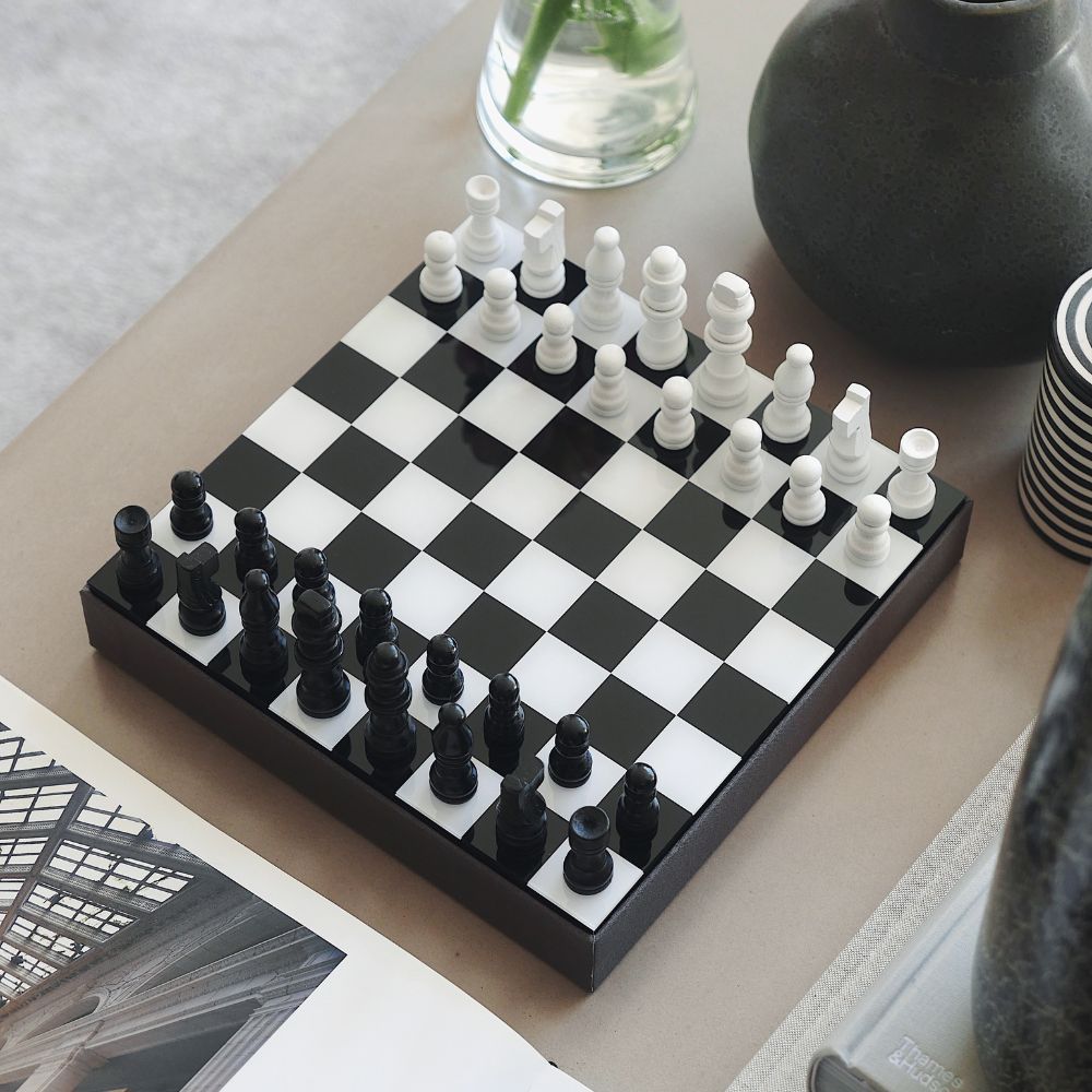 Schaakspel ART OF CHESS, zwart Printworks