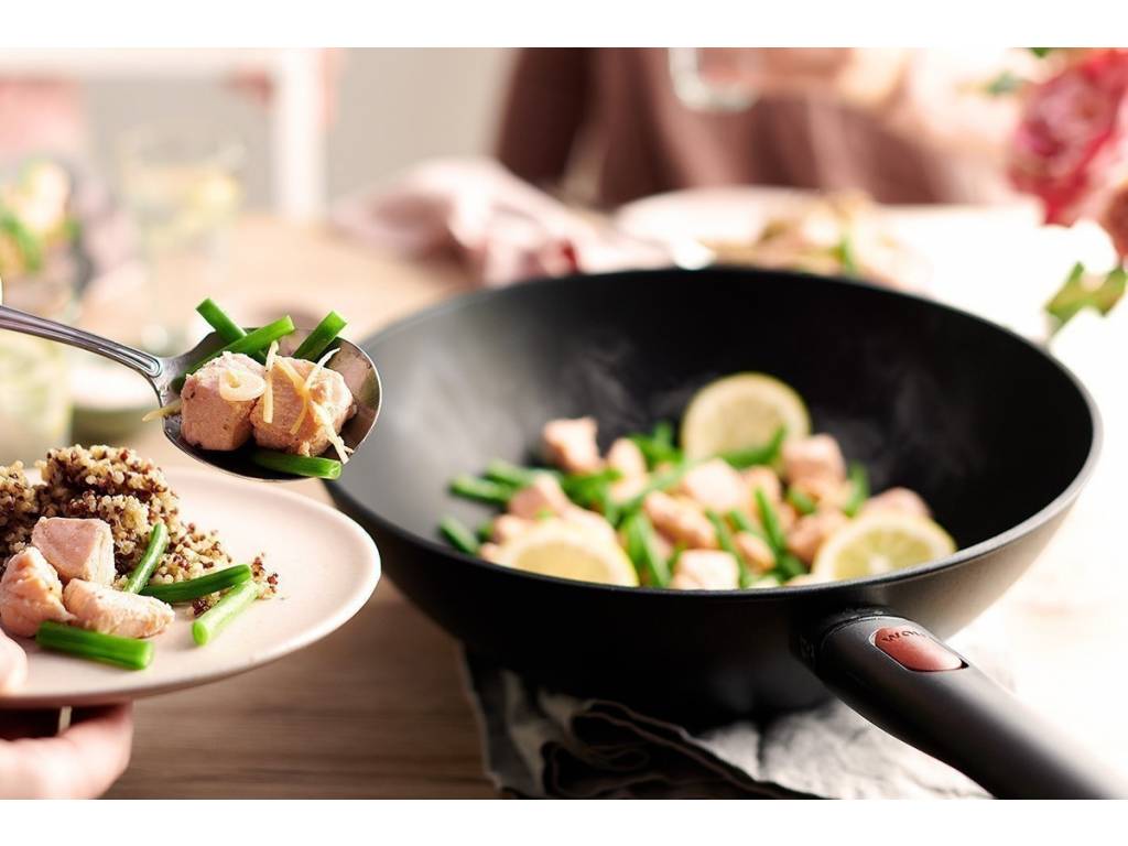 Wok ECO LITE 30 cm, afneembare steel, WOLL