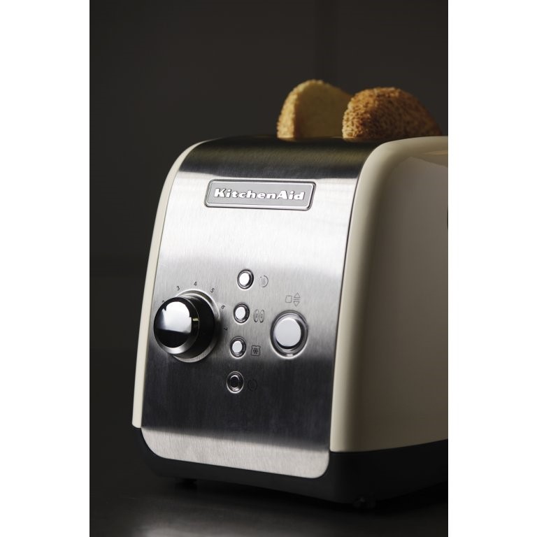 Broodrooster, 2 sleuven, amandelkleurig, KitchenAid