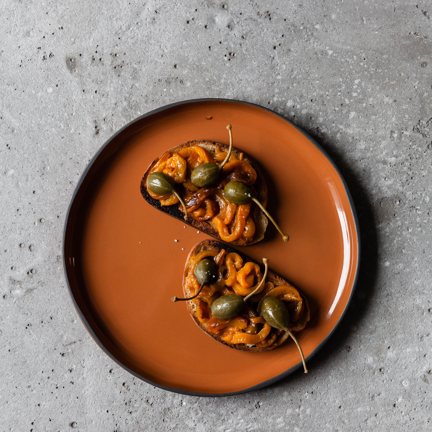 Dineerbord CARACTERE 26 cm, kaneel, REVOL