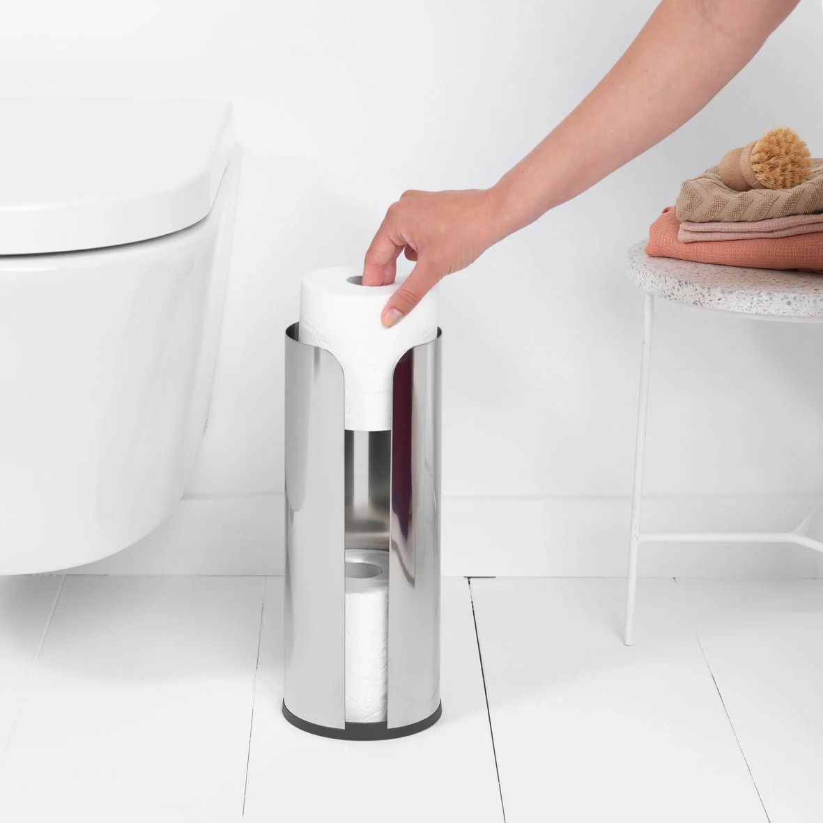 Toiletborstel met houder, wc-rolhouder en reserverolstandaard (set) RENEW, glanzend staal, Brabantia