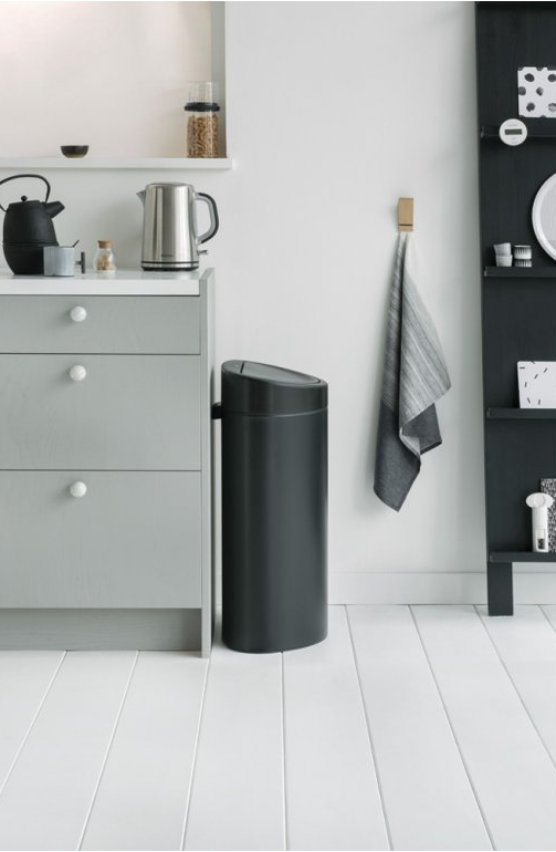 Touch prullenbak TOUCH BIN NEW 40 l, mat zwart, Brabantia