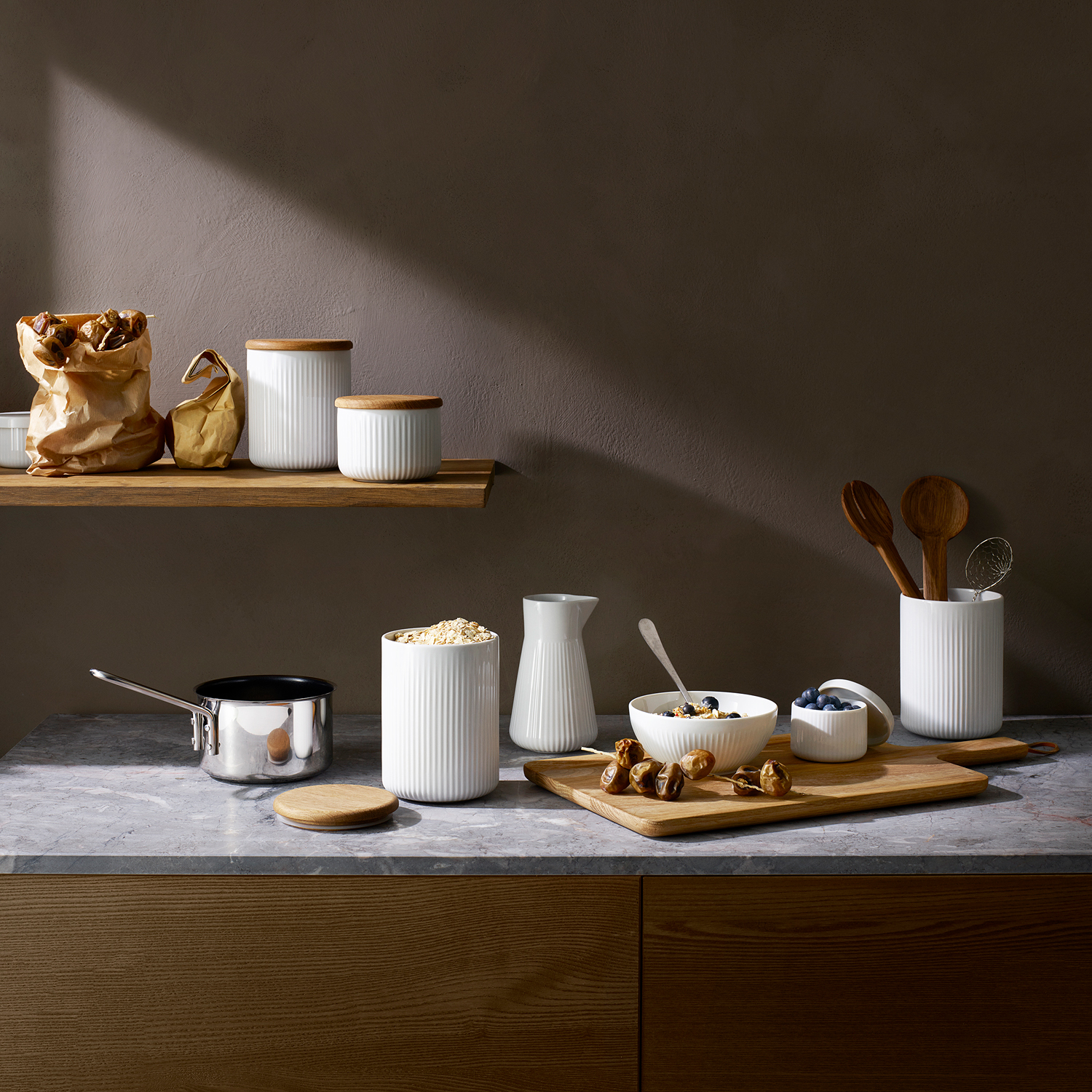 Keuken opbergpot LEGIO NOVA 700 ml, eikenhouten en porselein, Eva Solo