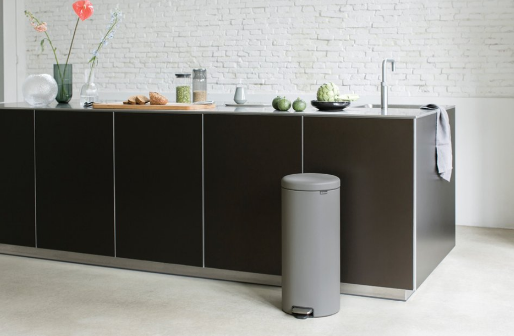 Pedaalemmer NEWICON 30 l, mineraalgrijs, Brabantia