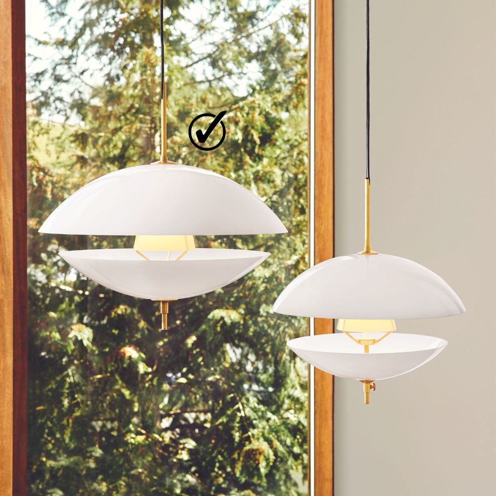 Hanglamp CLAM 55 cm, wit/messing, Fritz Hansen