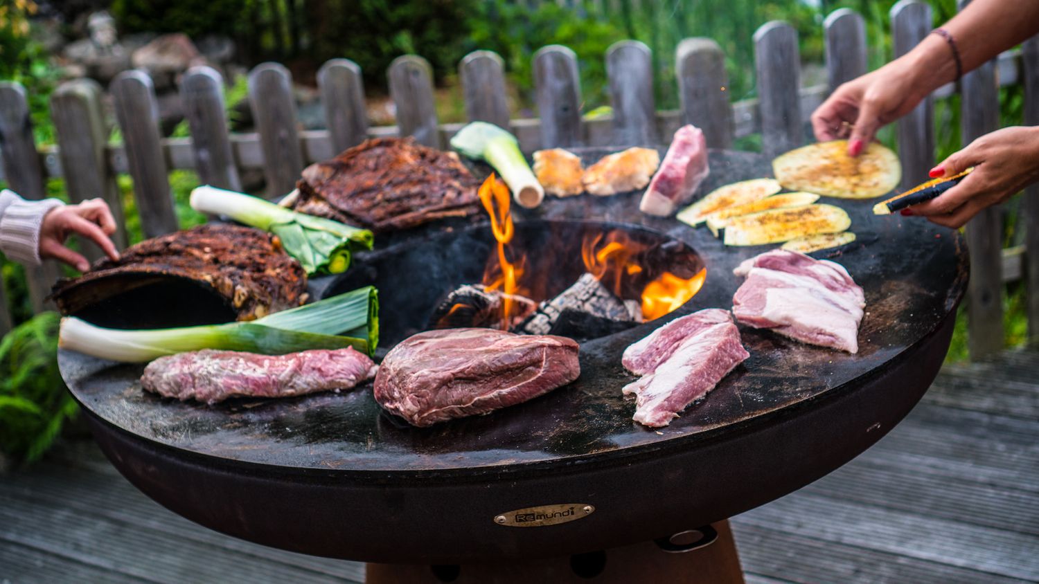 Buitenhaard met grill Nero S, Remundi 