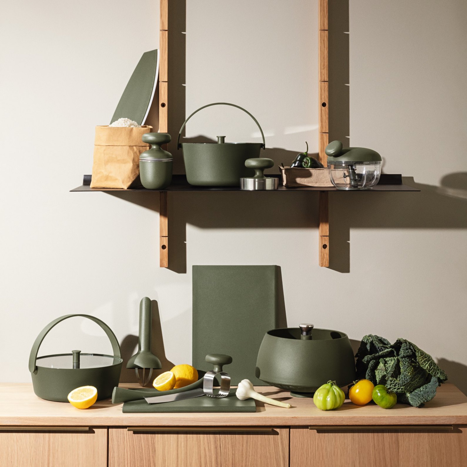Snijplank DOUBLE UP GREEN TOOL 29,5 x 43 cm, magnetisch, groen, kunststof, Eva Solo