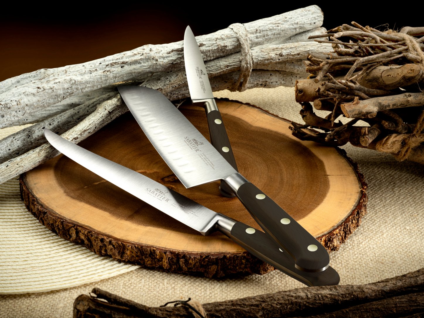 Santoku mes IDÉAL 18 cm, messing klinknagels, zwart, Lion Sabatier