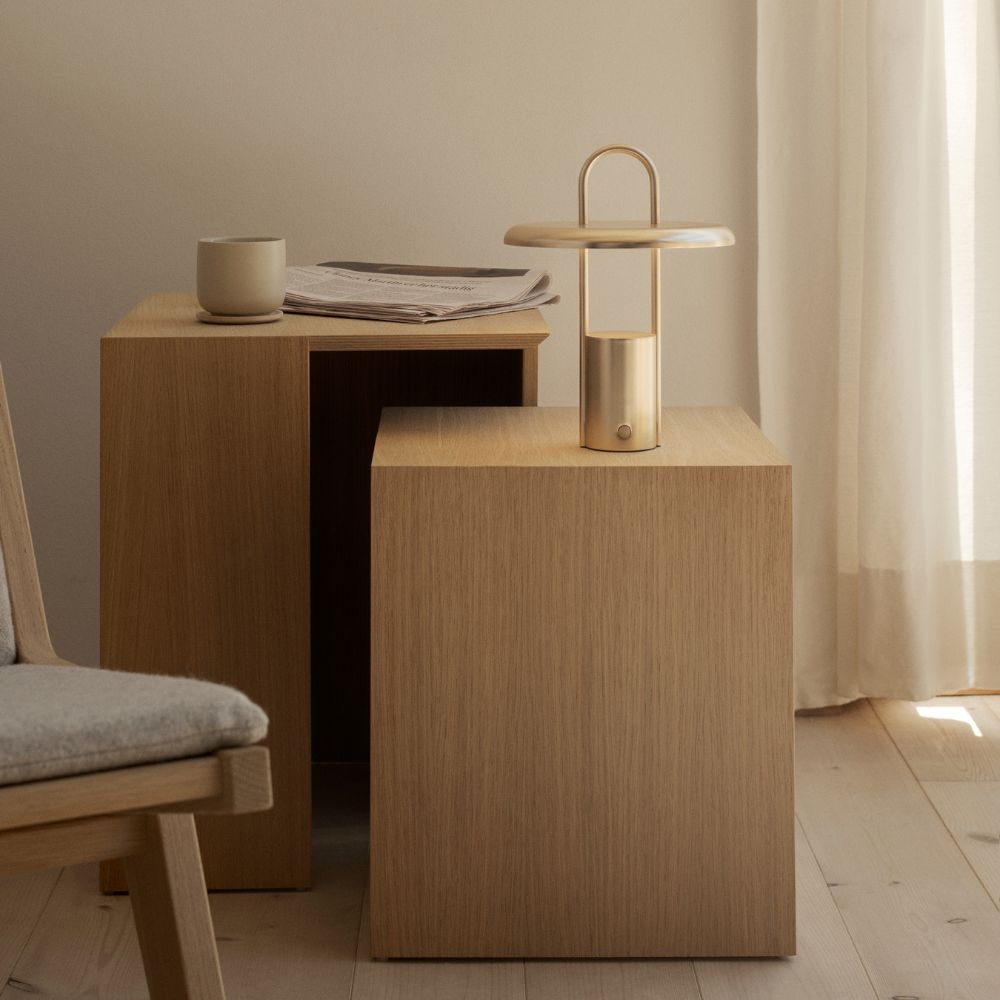 Draagbare tafellamp PIER 25 cm, LED, messing, Stelton