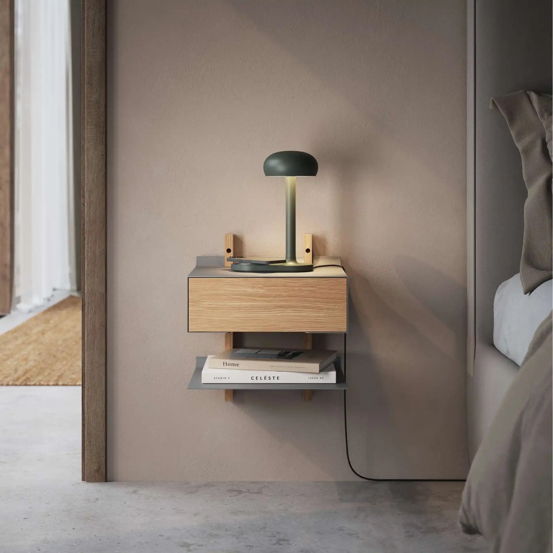 Tafellamp EMENDO 29 cm, met draadloze Qi-oplader, smaragdgroen, Eva Solo