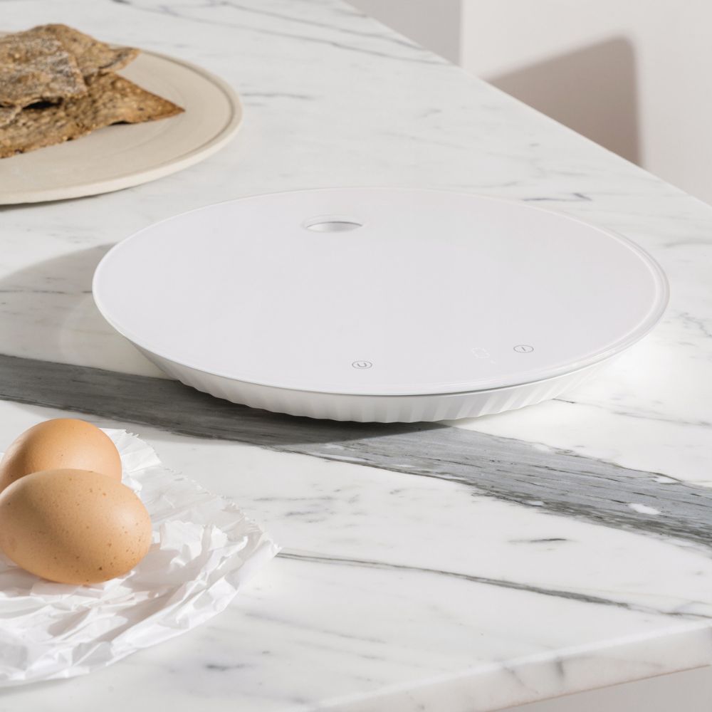 Digitale keukenweegschaal PLISSÉ 27 cm, wit, kunststof, Alessi