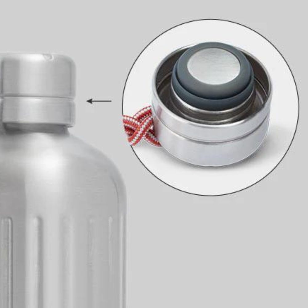 Waterbidon EXPLORER 650 ml, marine, roestvrij staal, Black+Blum