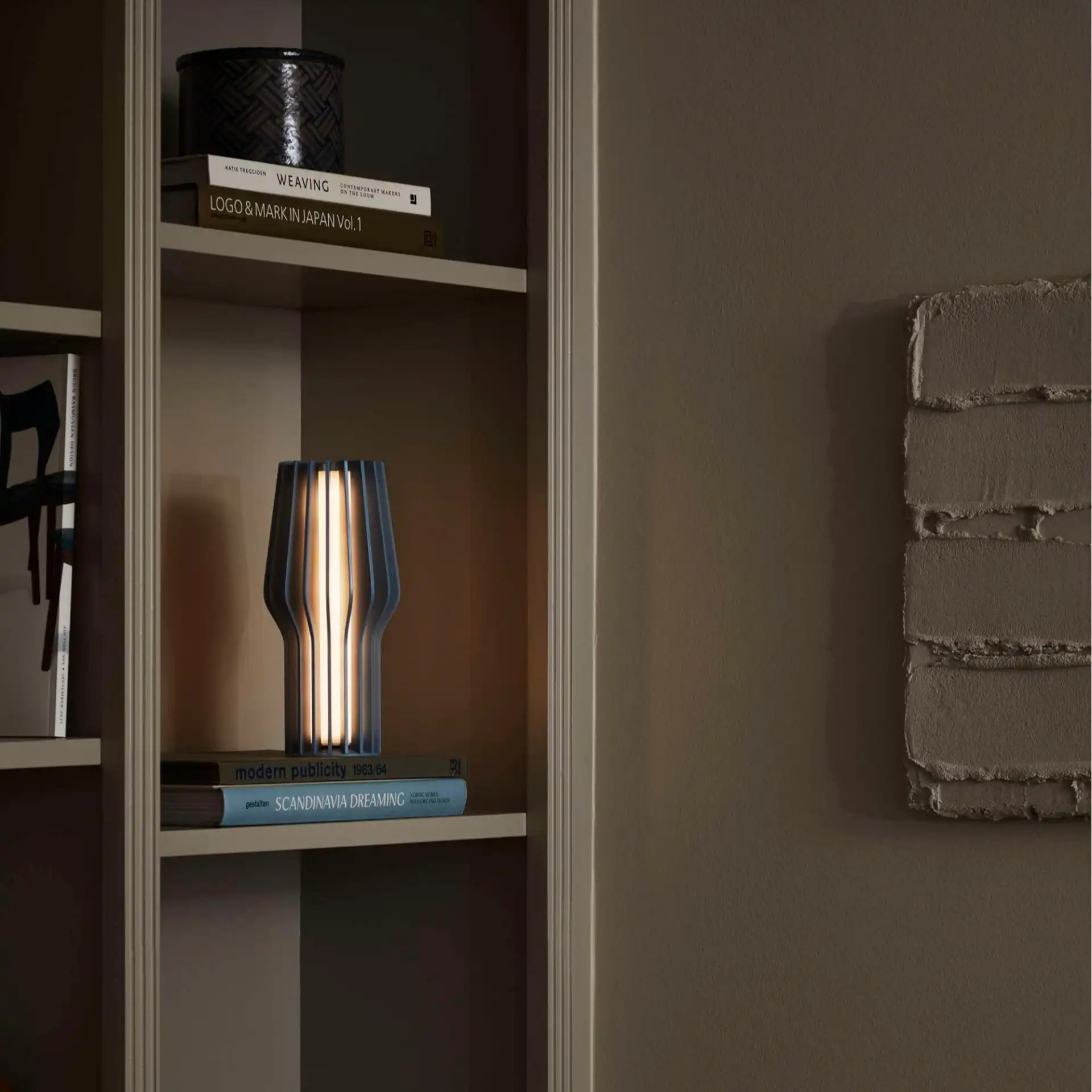Draagbare tafellamp RADIANT 25 cm, LED, stofblauw, kunststof, Eva Solo