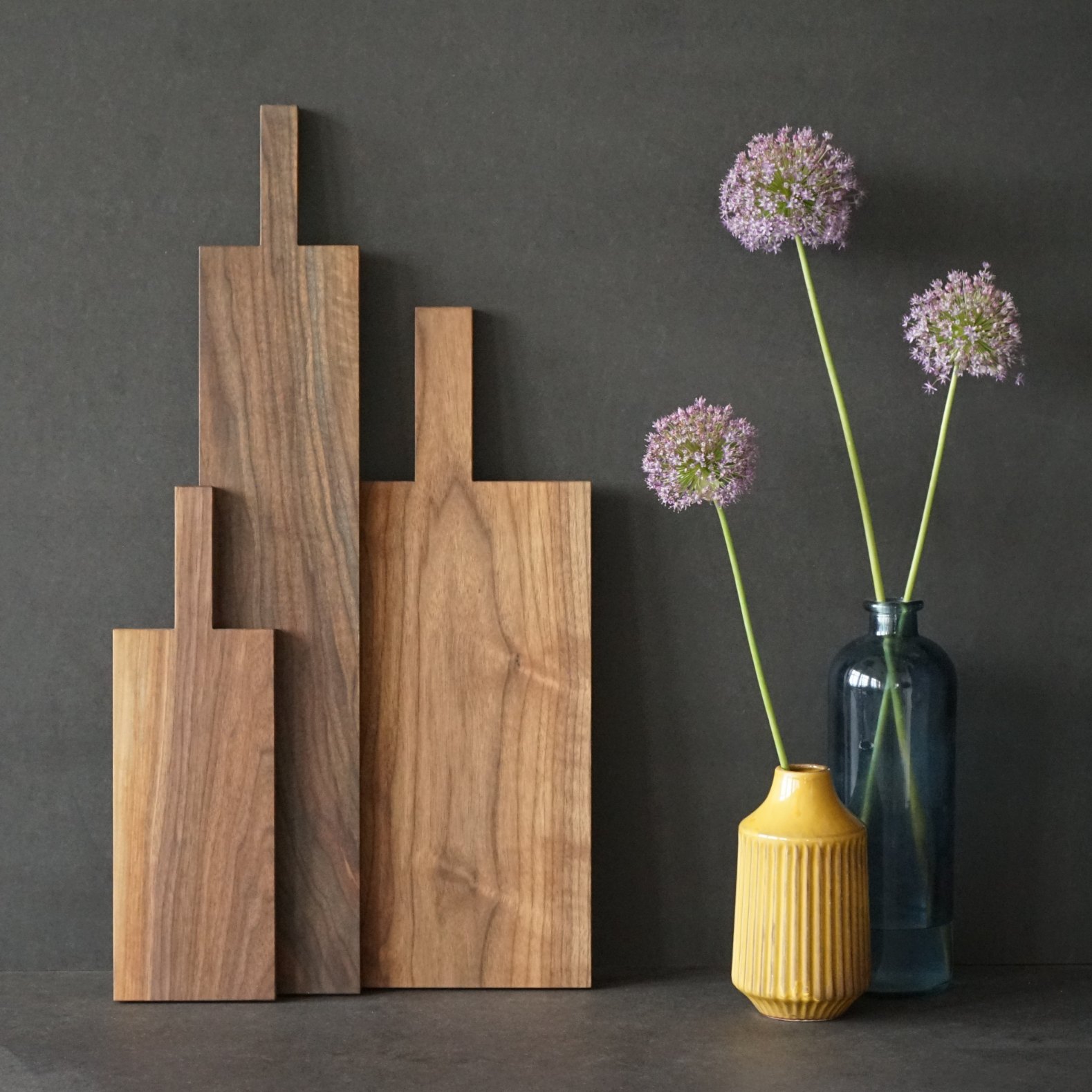 Snij- en serveerplank PURE 58 x 20 cm, walnoothout, Jack & Lucy