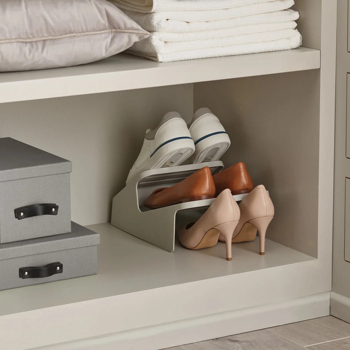 Schoenenrek SHOE-IN 55001 23 cm, ecru, kunststof, Joseph Joseph
