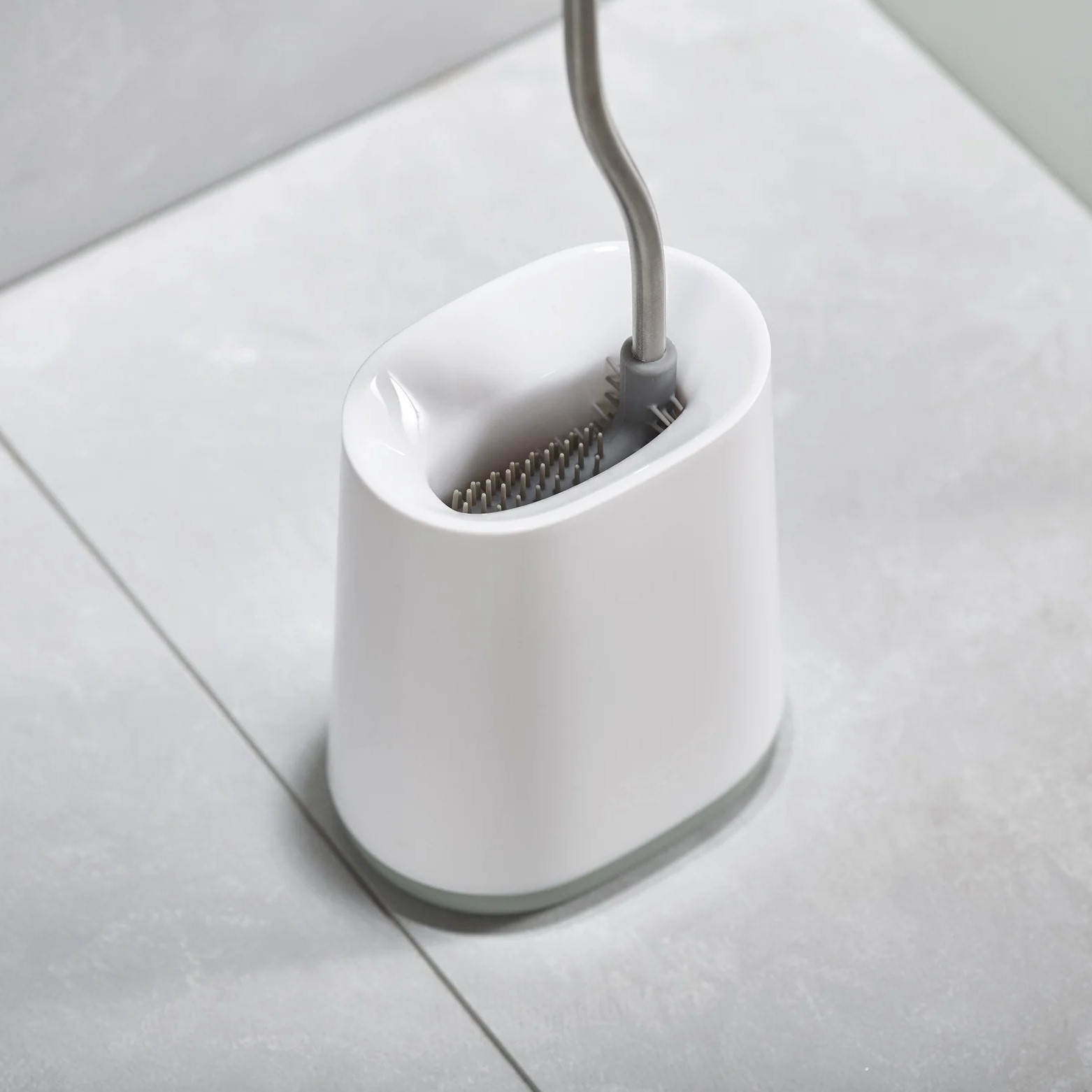 Toiletborstel met houder FLEX LITE 70523 42 cm, set van 2, wit, kunststof, Joseph Joseph