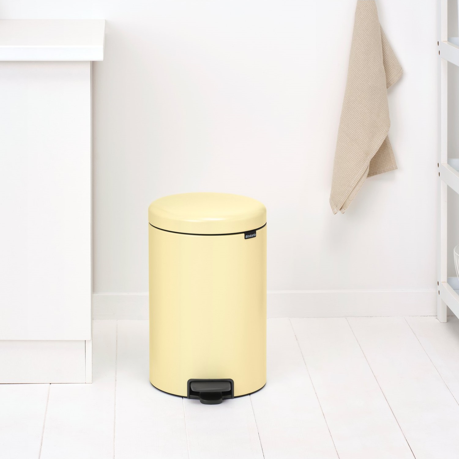Pedaalemmer NEWICON 20 l, zachtgeel, staal, Brabantia