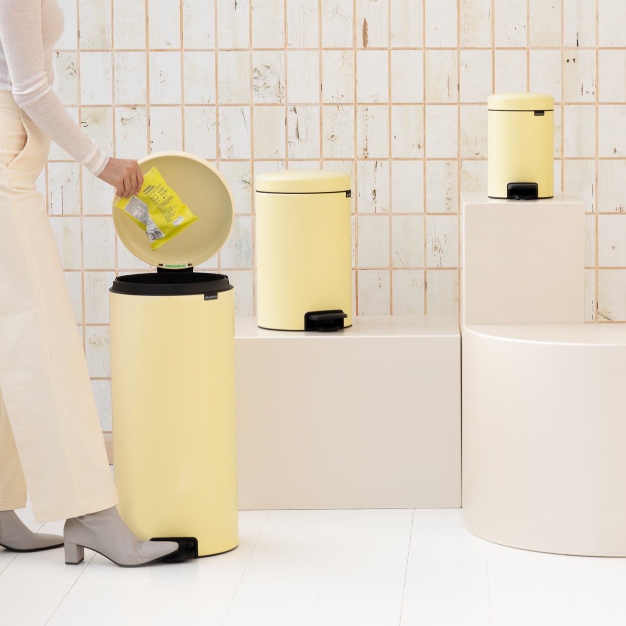 Pedaalemmer NEWICON 20 l, zachtgeel, staal, Brabantia