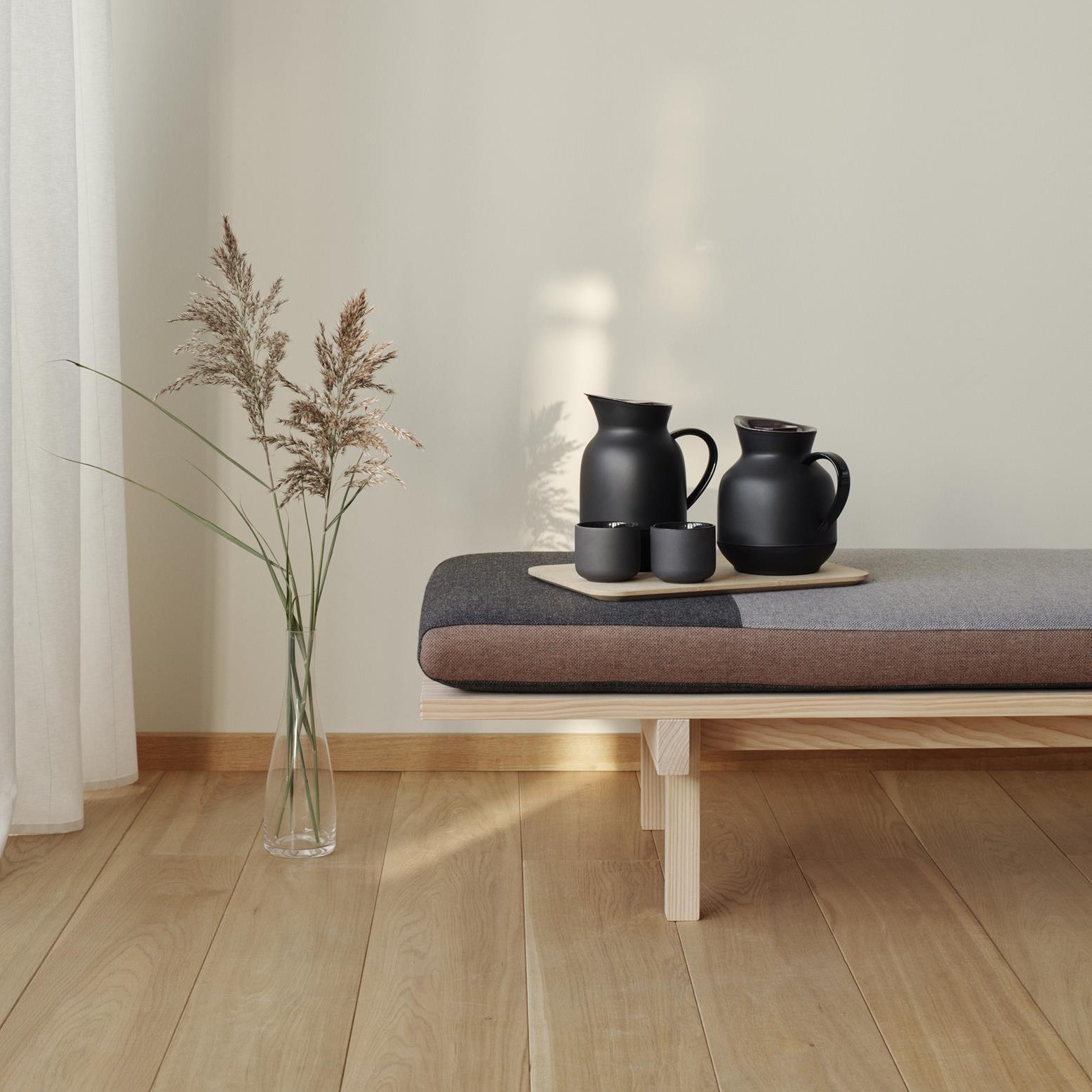 Thermoskan AMPHORA 1 l, 24 cm, zwart, kunststof, Stelton