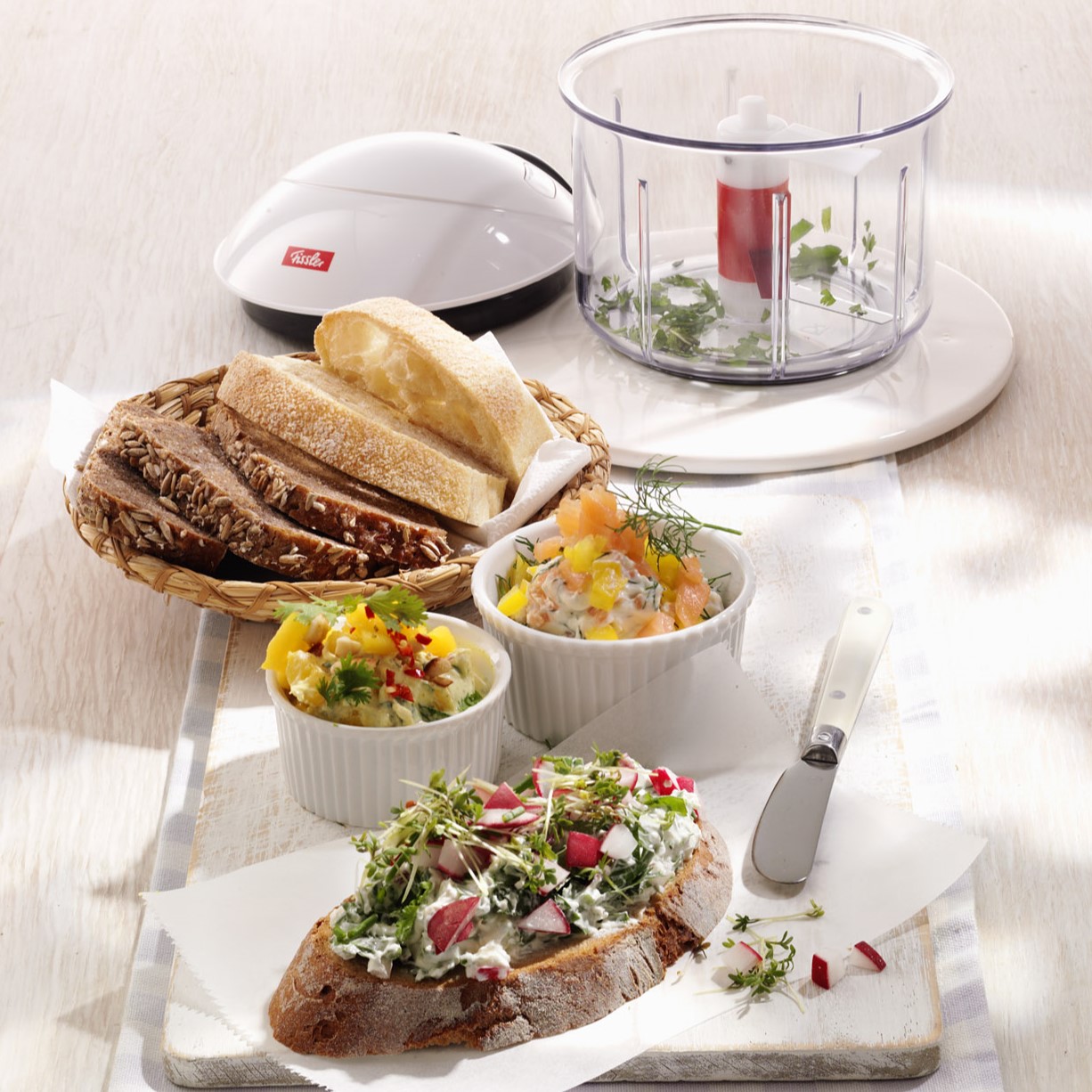 204498 9 tlakovy hrnec vitaquick multifunkcni krajec finecut sada 2 ks 6 0 l fissler