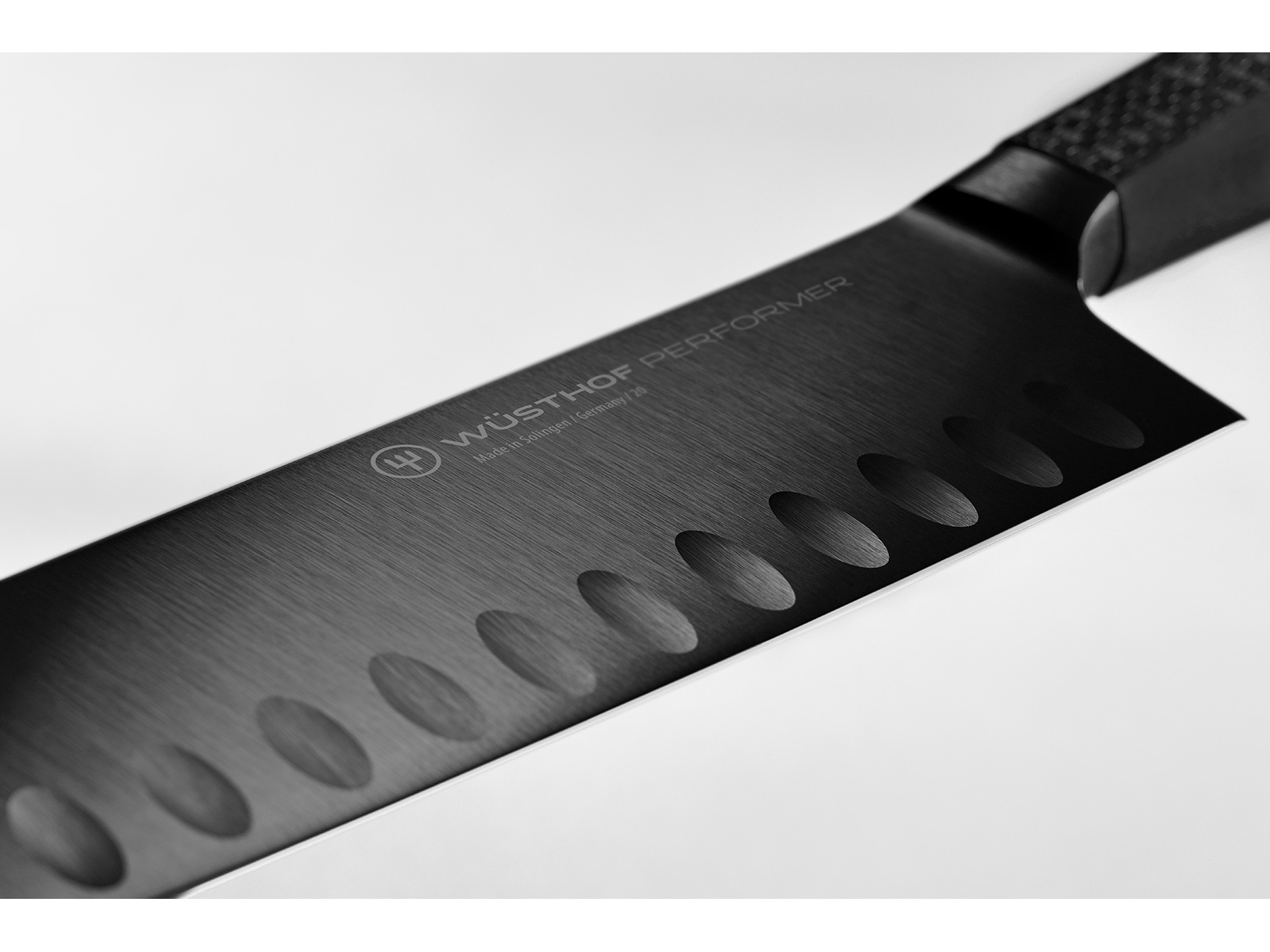 Santoku mes PERFORMER 17 cm, zwart, Wüsthof