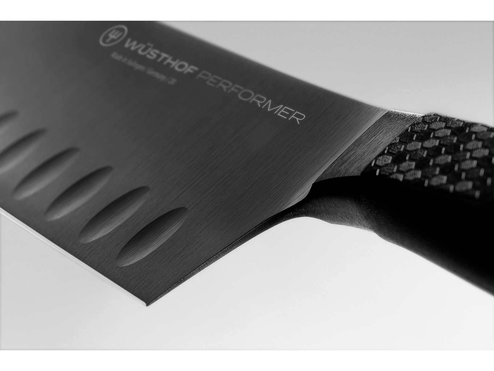 Santoku mes PERFORMER 17 cm, zwart, Wüsthof