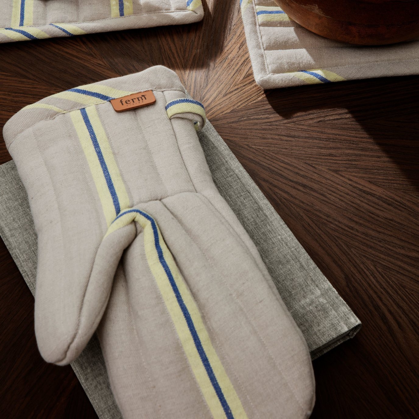 Ovenwant HALE 28 cm, zand / zwart, katoen / linnen, stevig LIVING