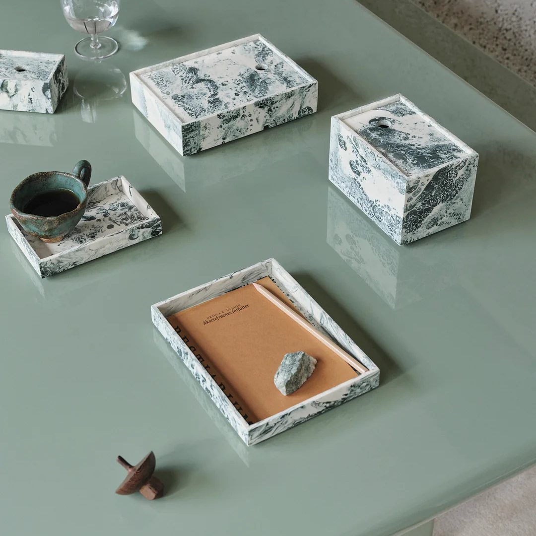 Opbergbak MIST 20 x 15 cm, wit / groen, hars, stevig LIVING
