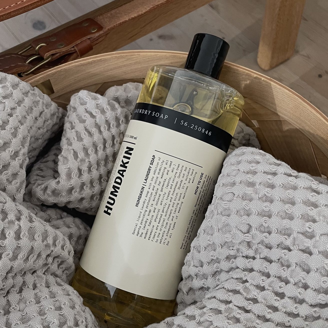 215525 1 tekuty praci prostredek rhubarb birch 1000 ml humdakin