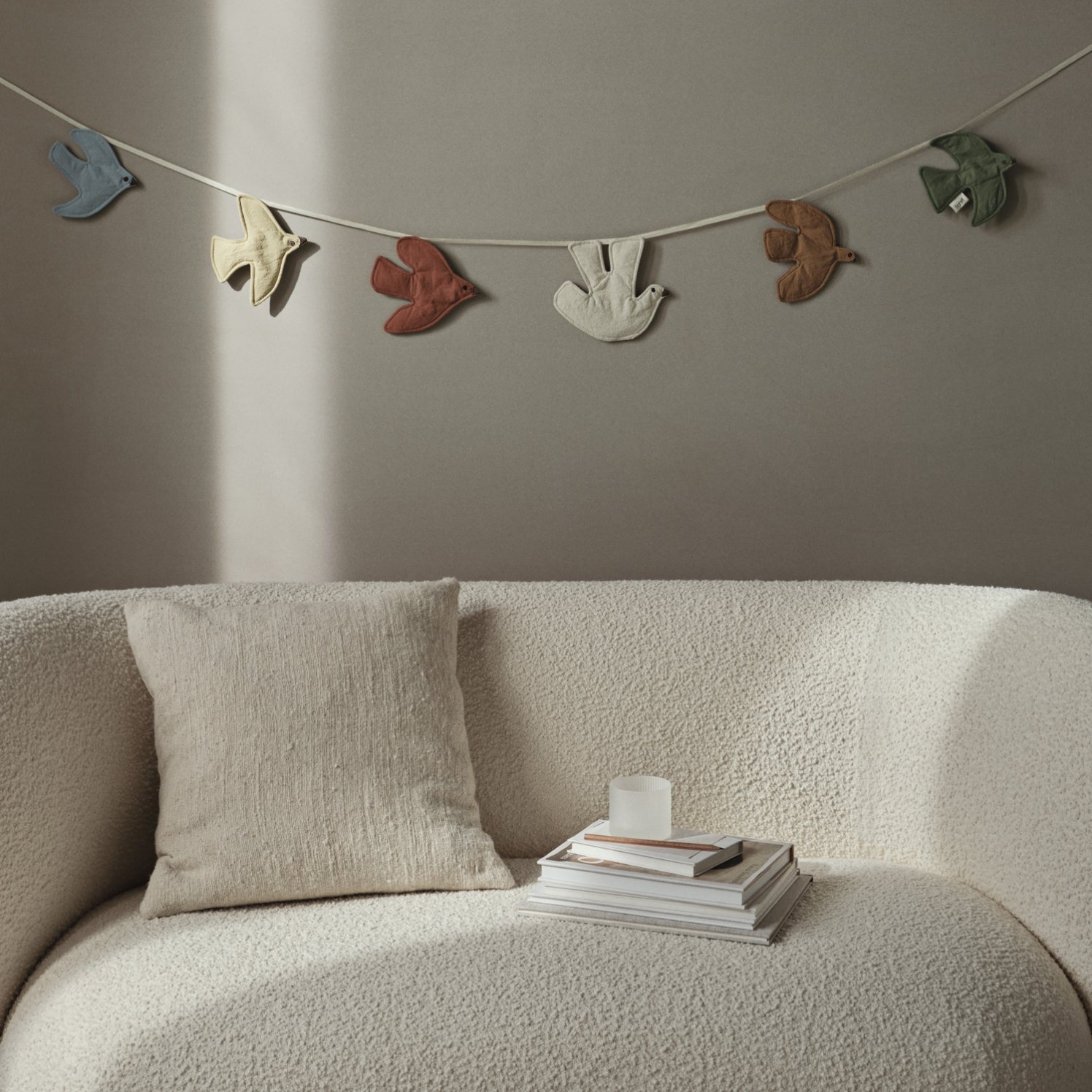 216845 1 dekoracni polstar nettle 50 x 50 cm prirodni bavlna kopriva ferm living