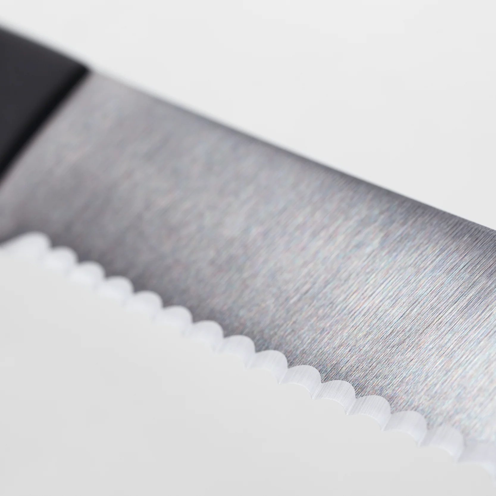 218819 2 nuz na chleba gourmet 20 cm cerna wusthof