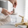 Zeepdispenser FLOW 250 ml, woestijnzand, Koziol