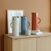 Thermoskan EM77 1 l, zand, Stelton