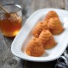 Cakevorm BEEHIVE, voor 6 minicakes, goud Nordic Ware