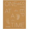 Baby-dagboek ONE STEP AT A TIME, oranje, Printworks