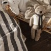 216848 1 prehoz pres postel grand 120 x 170 cm piskova cerna bavlna len ferm living